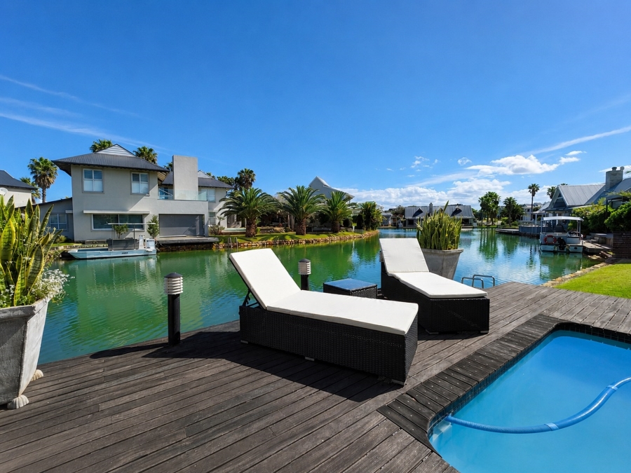 4 Bedroom Property for Sale in Marina Martinique Eastern Cape